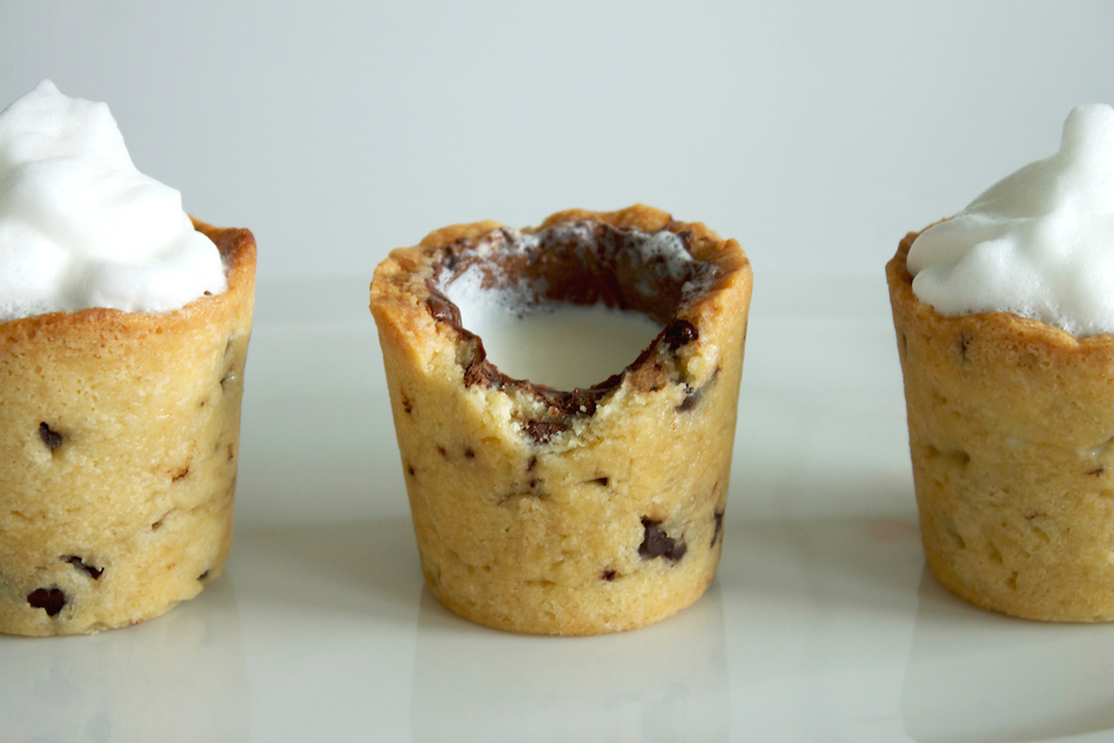 chocolate chip cookie shots