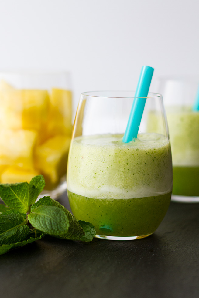 pineapple mint coconut water smoothie