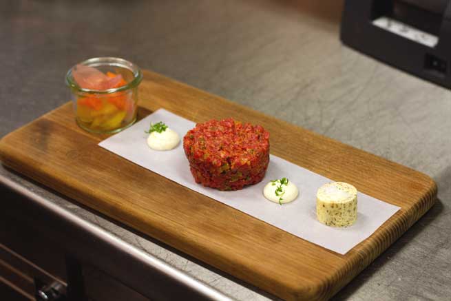 lugeck figlmueller beef tartar