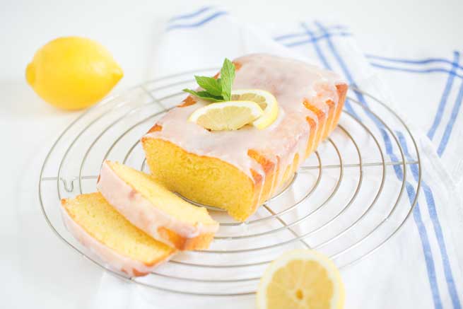 lemon drizzle cake