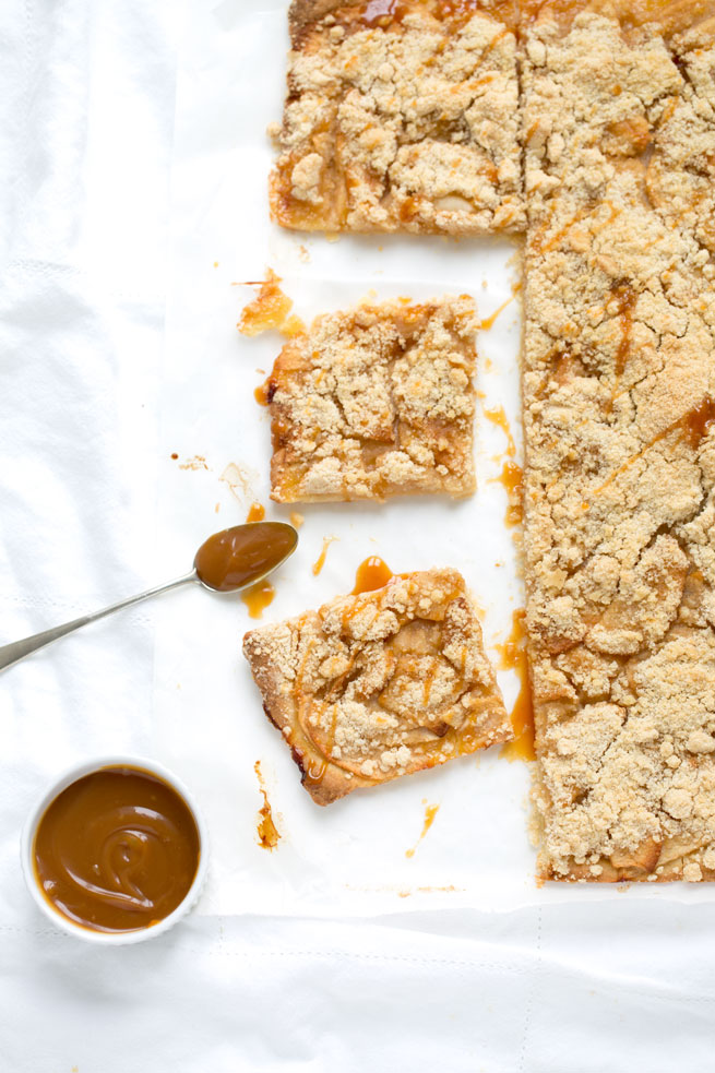 apple crumb caramel bars