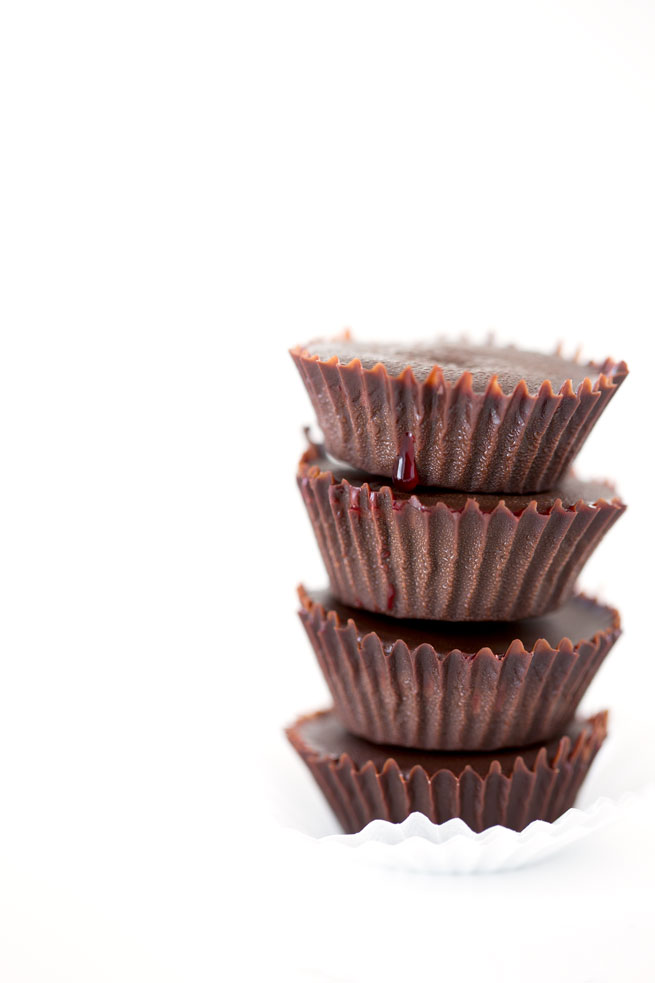 raspberry chocolate cups