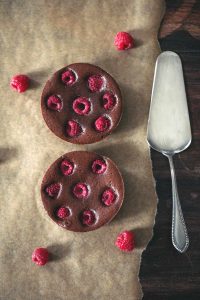 brownie raspberry tart for two