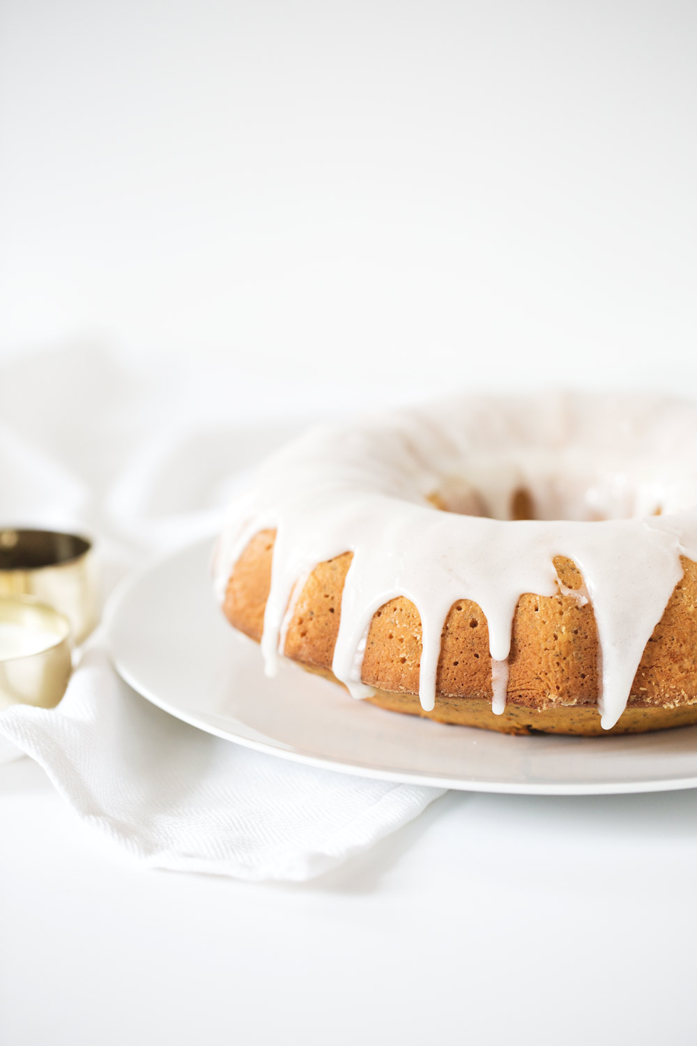 lemon poppyseed bundt cake