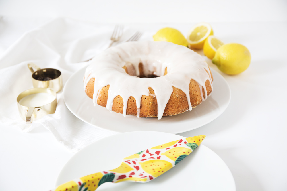 lemon poppyseed bundt cake